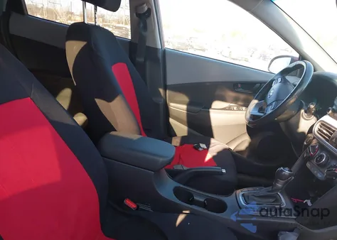 2020 Hyundai Kona Sel z USA, uszkodzony, nr VIN KM8K2CAA7LU477562